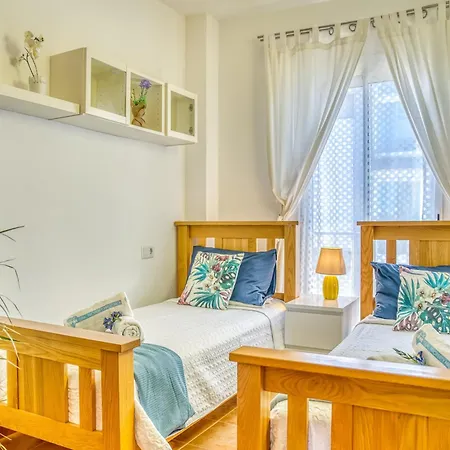 Beachside With Sea Views Дом отдыха *